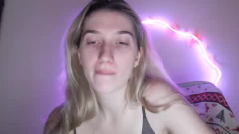 honeyveil online show from July 2026 05:01:02 PM