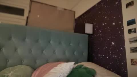 Snapshot of honeyxlimbed chatting on November 2025 07:08:02 AM Emi Rose online show from November 2025 07:08:02 AM