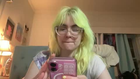 Snapshot of honeyxlimbed chatting on February 2026 08:21:01 AM Emi Rose online show from February 2026 08:21:01 AM