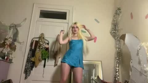 Emi Rose online show from July 2026 05:32:02 AM