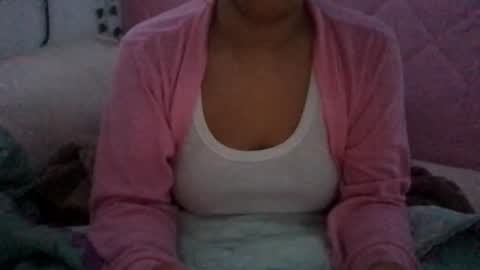 honeyyy89 online show from May 2026 07:25:01 AM