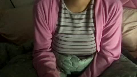 honeyyy89 online show from June 2026 08:49:02 AM
