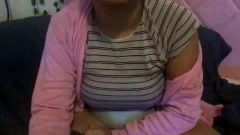 honeyyy89 online show from July 2026 07:04:01 PM