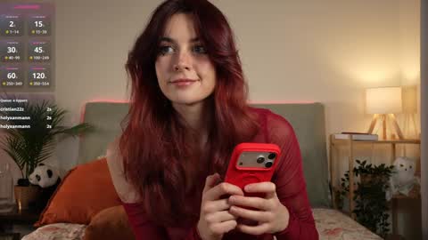 Snapshot of honeyyykate chatting on December 2025 10:22:01 AM Kate online show from December 2025 10:22:01 AM