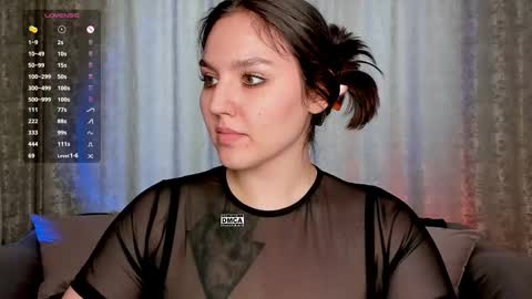 Snapshot of hoot_owl_cb chatting on December 2024 01:40:01 AM Karina online show from December 2024 01:40:01 AM