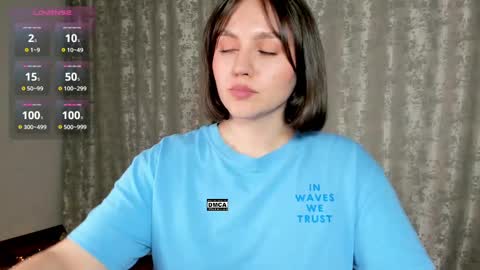 Snapshot of hoot_owl_cb chatting on March 2025 01:03:01 PM Karina online show from March 2025 01:03:01 PM