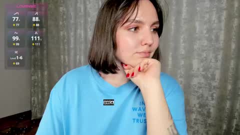 Snapshot of hoot_owl_cb chatting on March 2025 07:48:01 AM Karina online show from March 2025 07:48:01 AM