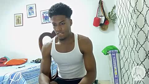 Snapshot of horneyguy2399 chatting on January 2025 10:08:01 PM sugarbaby online show from January 2025 10:08:01 PM