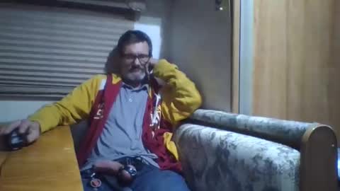 Snapshot of horneyjoe48 chatting on November 2025 05:18:02 AM joey online show from November 2025 05:18:02 AM