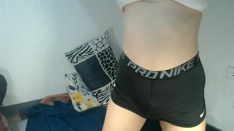 horniestleah online show from June 2026 12:49:01 PM