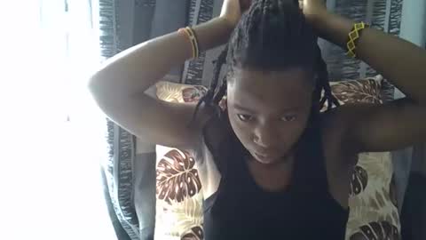 Snapshot of horny_baddie18 chatting on April 2026 11:35:01 AM Leila online show from April 2026 11:35:01 AM