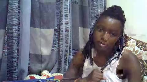 Snapshot of horny_baddie18 chatting on May 2026 05:09:01 PM Leila online show from May 2026 05:09:01 PM