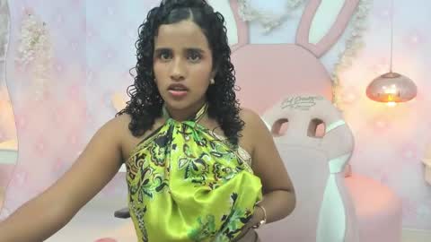Horny Curls  online show from June 2026 03:56:02 AM