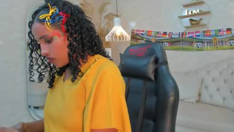 Horny Curls  online show from June 2026 03:40:02 AM