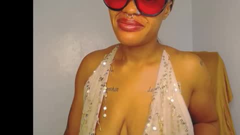 Snapshot of horny_ebonygirl_ chatting on February 2026 04:44:02 AM horny_ebonygirl_ online show from February 2026 04:44:02 AM