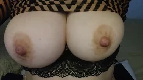 Snapshot of horny_emily1 chatting on December 2025 08:32:02 AM call me emily online show from December 2025 08:32:02 AM