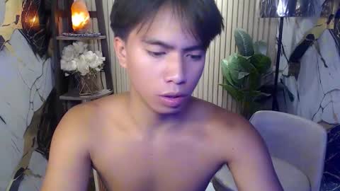 Snapshot of horny_jamesxx chatting on April 2026 02:51:02 AM cum boy james online show from April 2026 02:51:02 AM