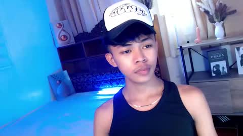 Snapshot of horny_joshxxx chatting on April 2026 10:51:02 AM horny_joshxxx online show from April 2026 10:51:02 AM
