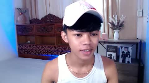 Snapshot of horny_joshxxx chatting on May 2026 11:10:01 PM horny_joshxxx online show from May 2026 11:10:01 PM
