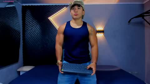 horny_nick18 online show from June 2026 01:00:02 PM