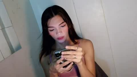 Rhiana online show from July 2026 03:43:01 AM
