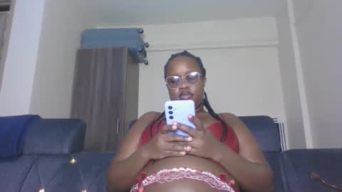 Snapshot of horny_sexxy_babe chatting on May 2026 03:09:01 PM Lucy online show from May 2026 03:09:01 PM