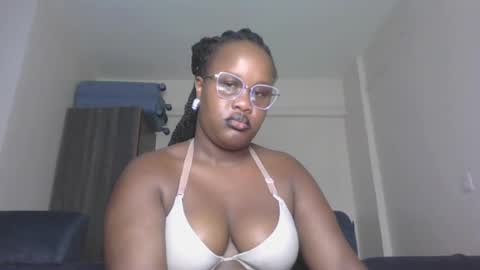Snapshot of horny_sexxy_babe chatting on June 2026 11:19:01 AM Lucy online show from June 2026 11:19:01 AM