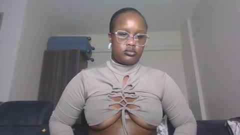 Snapshot of horny_sexxy_babe chatting on July 2026 06:35:01 PM Lucy online show from July 2026 06:35:01 PM