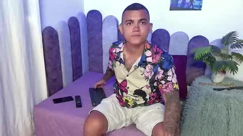 Snapshot of horny_show10 chatting on March 2026 03:38:01 PM horny_show10 online show from March 2026 03:38:01 PM