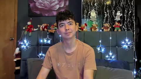 Alex and Camilo online show from December 2024 03:15:01 PM