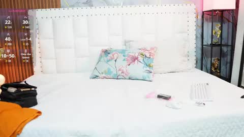 Khloe  online show from May 2026 12:00:02 PM