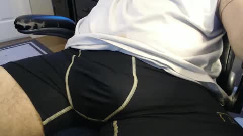 Snapshot of hornydawg50 chatting on December 2024 06:33:01 PM hornydawg50 online show from December 2024 06:33:01 PM