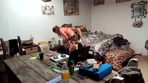 Nix  D online show from December 2025 08:00:01 AM