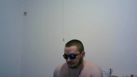 hornymonkey991 online show from May 2026 04:12:01 PM