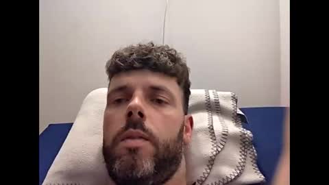 Hornypeter online show from September 2025 03:45:01 PM