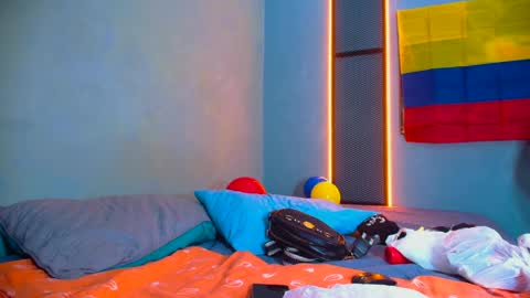 hornyshow1 online show from May 2026 12:23:01 PM