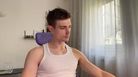 Snapshot of hornytwunk01 chatting on September 2025 11:01:01 AM hornytwunk01 online show from September 2025 11:01:01 AM