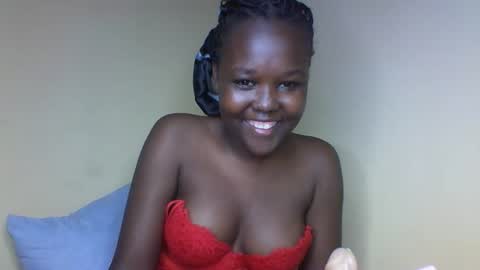 Snapshot of hornyy_cutie chatting on December 2025 12:54:01 PM Its Cora online show from December 2025 12:54:01 PM