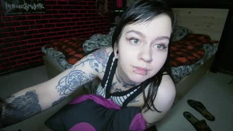 Snapshot of horror_circus chatting on April 2026 08:59:02 AM Messalina Horror online show from April 2026 08:59:02 AM