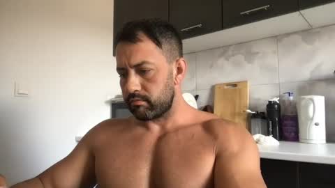 Chriss90 online show from June 2026 07:00:01 AM