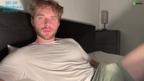 Snapshot of hot8pack01 chatting on October 2025 07:58:02 PM Edward aka Wolf online show from October 2025 07:58:02 PM