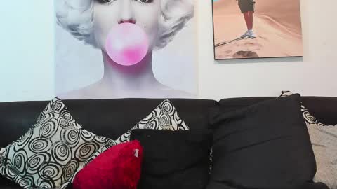 Snapshot of hot_bad_boy69 chatting on September 2025 08:32:01 PM hot bad boy69 online show from September 2025 08:32:01 PM