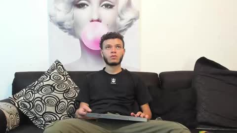 Snapshot of hot_bad_boy69 chatting on October 2025 09:04:01 PM hot bad boy69 online show from October 2025 09:04:01 PM