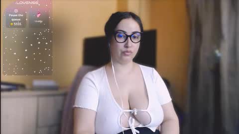 Snapshot of hot_big_ass chatting on February 2026 09:31:01 PM v online show from February 2026 09:31:01 PM