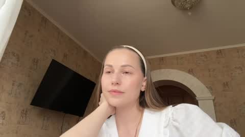 hot_chance_ online show from May 2026 09:03:02 AM