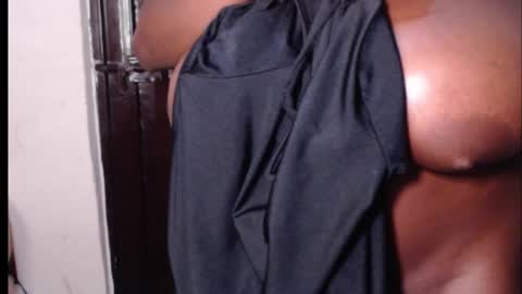 Coco online show from September 2025 07:35:01 PM