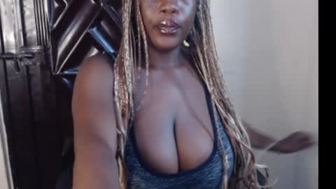 Coco online show from September 2025 08:06:01 AM