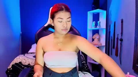 hot chocolate 4u online show from September 2025 12:05:02 PM