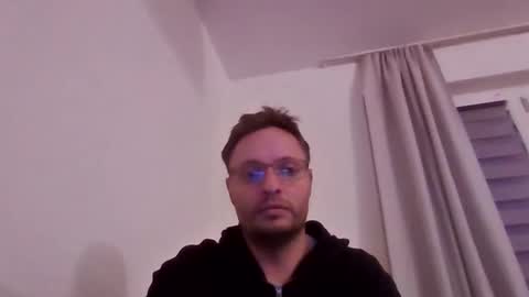 Snapshot of hot_chris1989 chatting on February 2026 05:19:02 PM hot_chris1989 online show from February 2026 05:19:02 PM