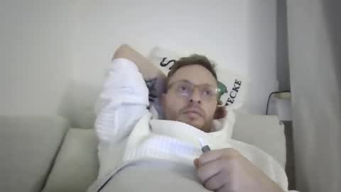 Snapshot of hot_chris1989 chatting on February 2026 06:04:02 PM hot_chris1989 online show from February 2026 06:04:02 PM